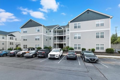 102 University Village Dr, Central, SC, 29630-4049 | Card Image
