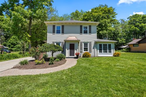 301 Glenruadh Ave, Erie, PA, 16505-1730 | Card Image