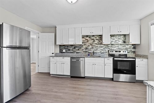 306 E Savannah St, Calhoun Falls, SC, 29628-1235 | Card Image