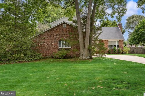 2413 Clover Ln, MILLVILLE, NJ, 08332-6407 | Card Image