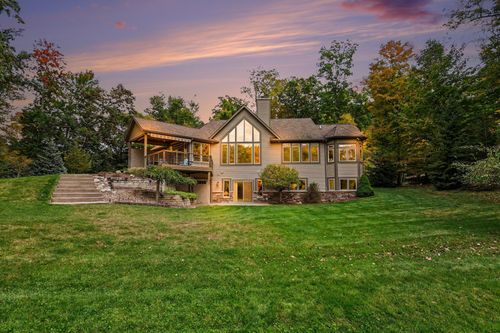 5985 Tannon Ct Se, Alto, MI, 49302-9374 | Card Image