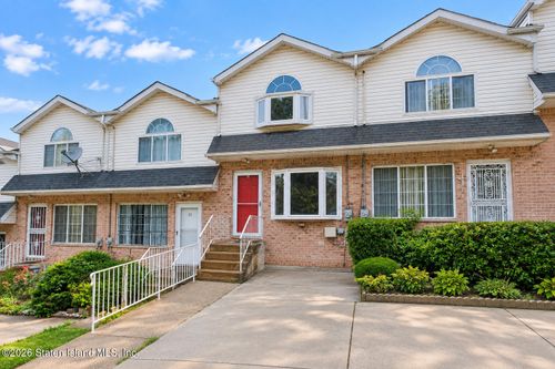 21 Kansas Avenue, Staten Island, NY, 10305 | Card Image