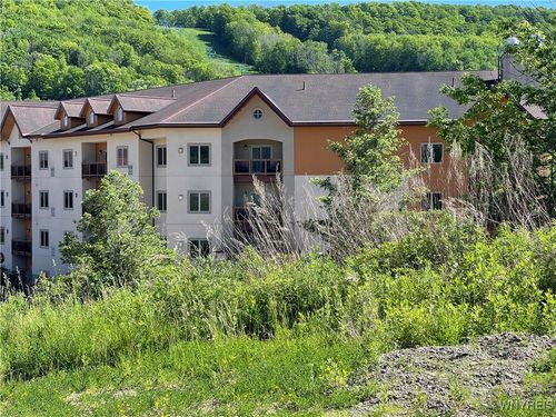 323-6557 Holiday Valley Rd, Ellicottville, NY, 14731-9779 | Card Image