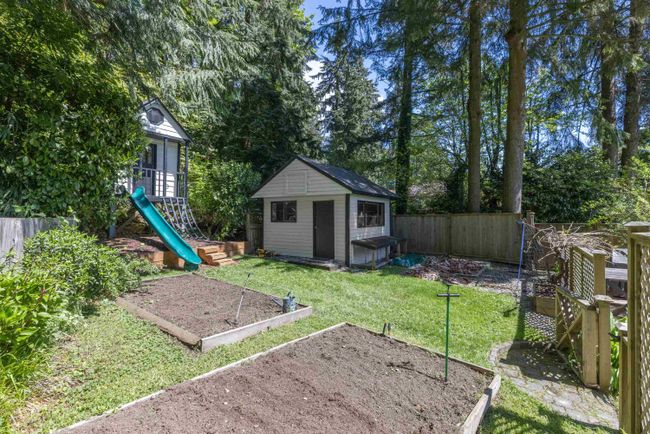 1761 Bellelynn Place, House other with 5 bedrooms, 2 bathrooms and 6 parking in North Vancouver BC | Image 31