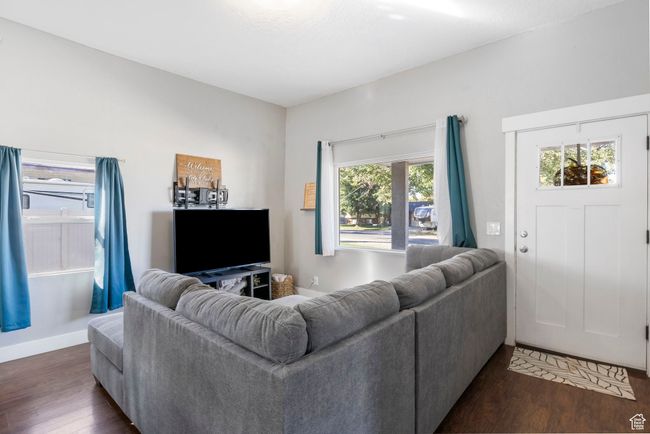 180 N 200 E, House other with 3 bedrooms, 1 bathrooms and 10 parking in Mona UT | Image 11