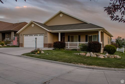 838 E 560 S, Smithfield, UT, 84335-1379 | Card Image