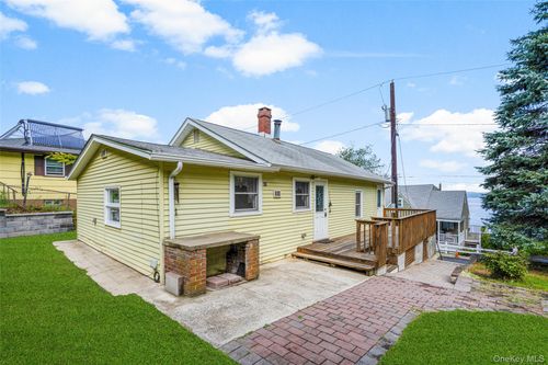 1 Riverside Ave, Haverstraw, NY, 10927-2009 | Card Image