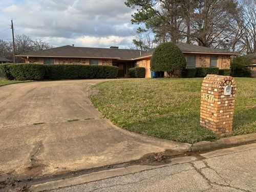 3511 Holly St, Denison, TX, 75020-3711 | Card Image