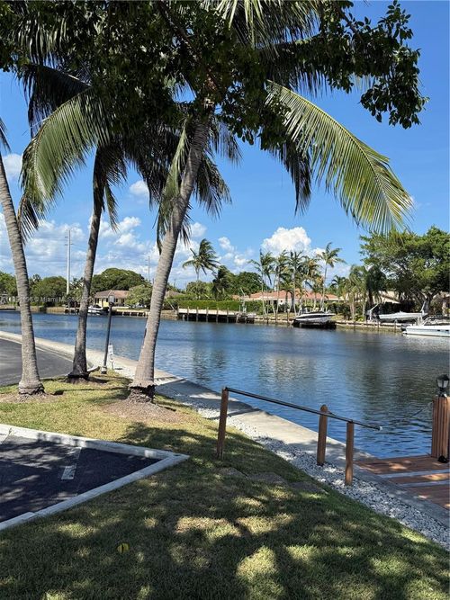 apt-202-120 Cypress Club Dr, Pompano Beach, FL, 33060-4715 | Card Image