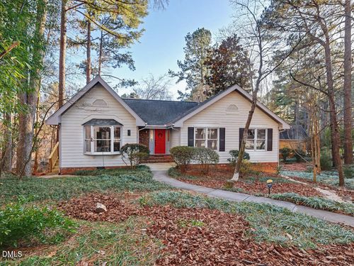 305 Westbrook Dr, Carrboro, NC, 27510-2444 | Card Image