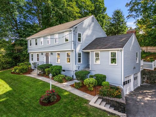 45 Hancock St, Lexington, MA, 02420-3433 | Card Image