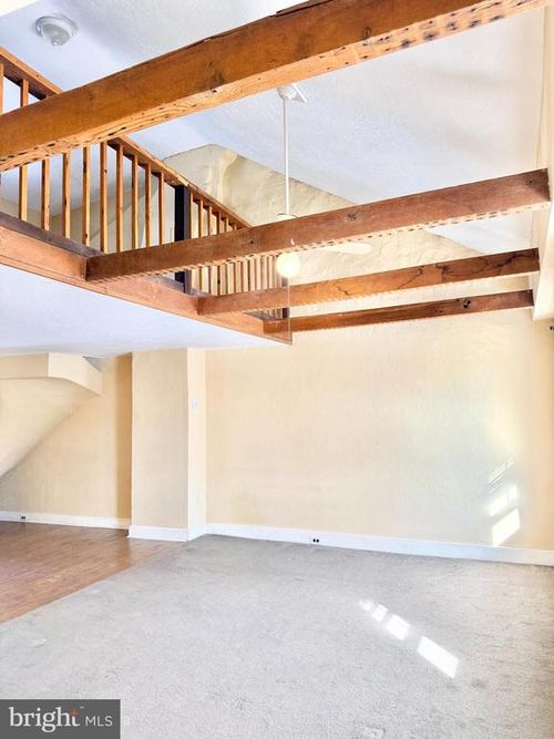 apt-4-149 Main St, ROYERSFORD, PA, 19468-2251 | Card Image