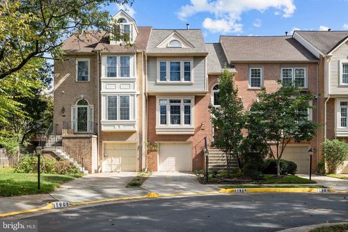 11906 Inverness Ct, FAIRFAX, VA, 22033-4600 | Card Image