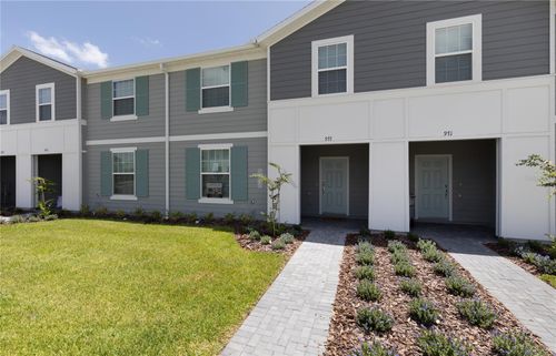 977 Paradise Dr, DAVENPORT, FL, 33897 | Card Image