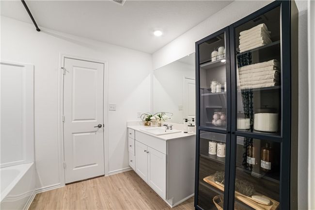 1304 Arch Terrace Drive, House other with 4 bedrooms, 2 bathrooms and 2 parking in Troy TX | Image 18