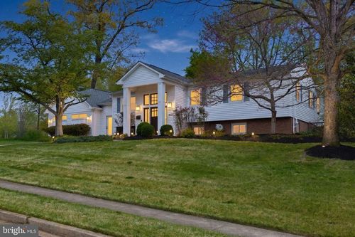 4625 Valerie Ct, ANNANDALE, VA, 22003-3941 | Card Image