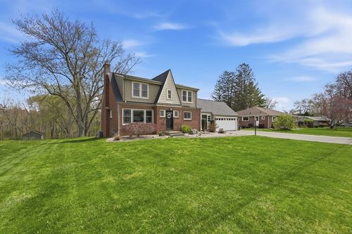 63 Mountain View St, South Hadley, MA, 01075-2133 | Card Image