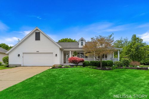 4991 Red Maple Court Sw, Wyoming, MI, 49418 | Card Image