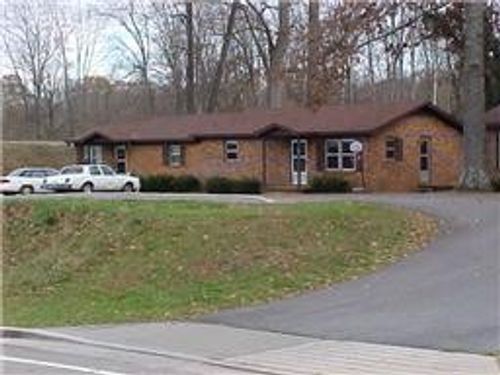 101 W Wilson St, Estill Springs, TN, 37330-3325 | Card Image