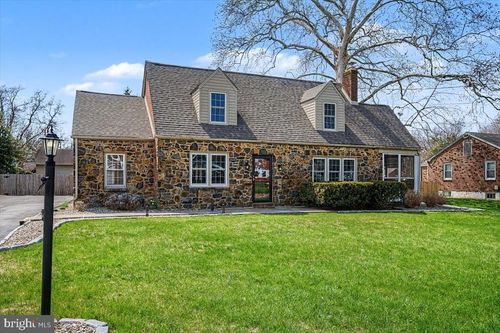 202 Llangollen Blvd, NEW CASTLE, DE, 19720-4712 | Card Image