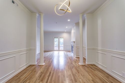 3320 Hillsboro Pike, Nashville, TN, 37215-1559 | Card Image