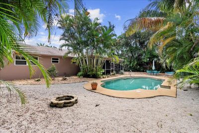 1518 Lance Road, House other with 3 bedrooms, 2 bathrooms and null parking in Jupiter FL | Image 3