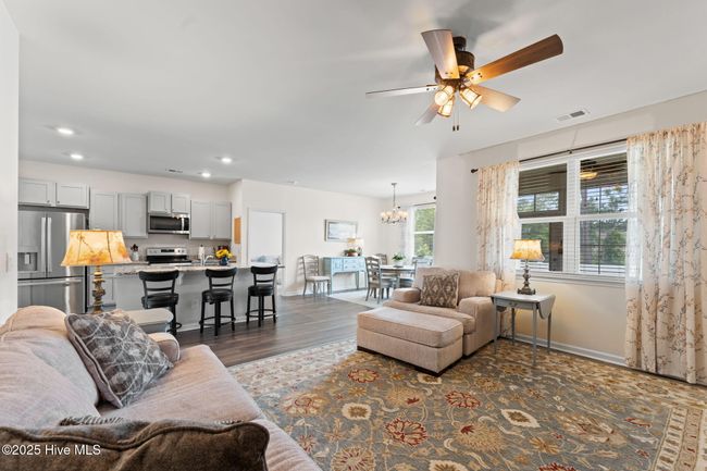 1120 Burled Oak Ridge Loop Se, House other with 3 bedrooms, 2 bathrooms and 2 parking in Bolivia NC | Image 8