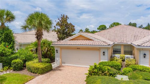 8012 Camminare Drive, SARASOTA, FL, 34238 | Card Image