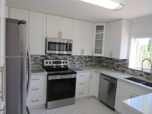 16330 Sw 102nd St, Miami, FL, 33196 | Card Image