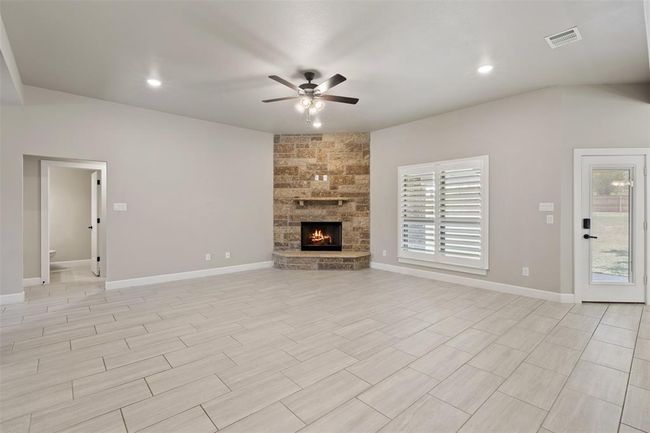 Family room view | Image 8