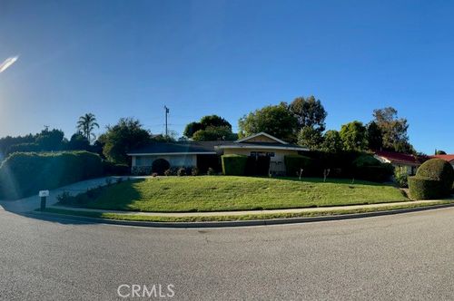 615 Camino Verde, Thousand Oaks, CA, 91360-2117 | Card Image