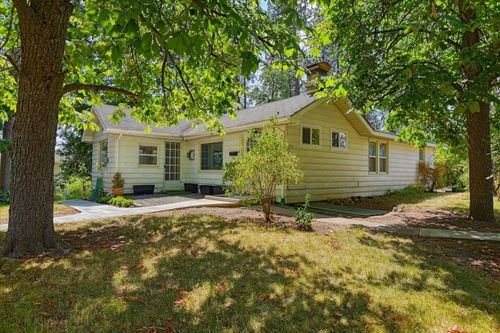 624 Lincoln St, Cheney, WA, 99004-1333 | Card Image