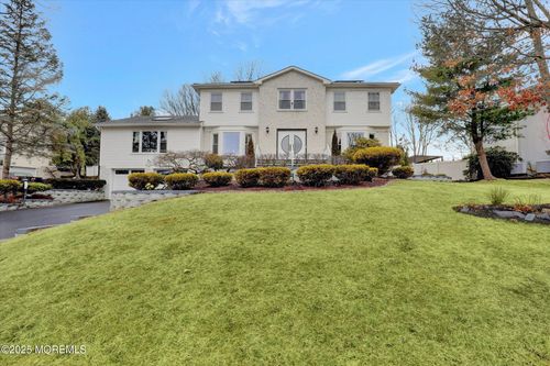 23 Country Oaks Dr, Manalapan, NJ, 07726-4648 | Card Image