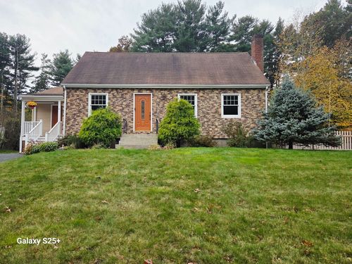 25 Neal St, Walpole, MA, 02081-4107 | Card Image