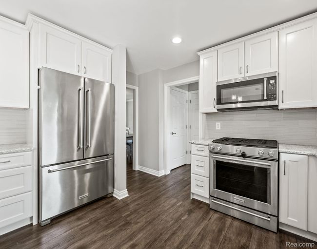 23-web-or-mls-P2144912.jpg | Image 14