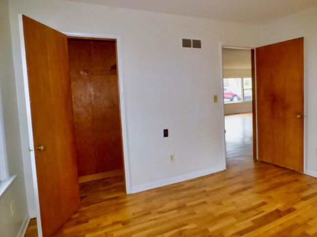 bedroom2 b | Image 8
