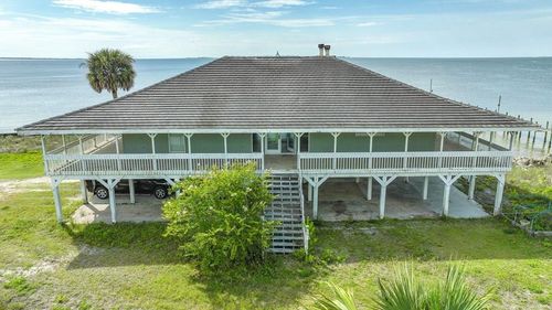 2074 Highway 98 W, Carrabelle, FL, 32322-2034 | Card Image
