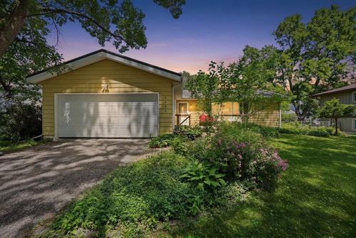 6406 Jacobs Way, Madison, WI, 53711 | Card Image