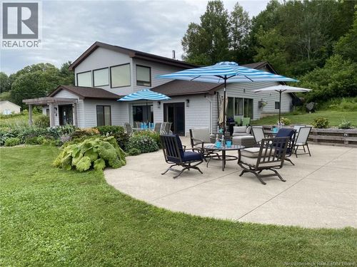 1124 105 Rte, Douglas, NB, E3G7J7 | Card Image