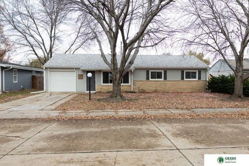 22 Arbor Ct, York, NE, 68467-1535 | Card Image