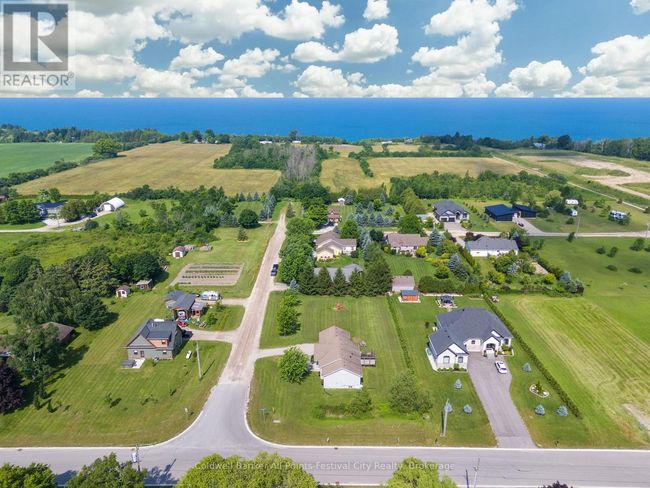 57 Market St, House other with 3 bedrooms, 2 bathrooms and 6 parking in Goderich ON | Image 6