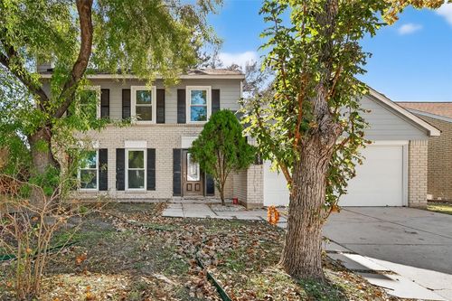 13327 Harpers Bridge Dr, Houston, TX, 77041-4806 | Card Image