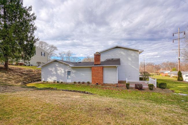 416 Crestview Dr Ne, House other with 4 bedrooms, 3 bathrooms and null parking in Lancaster OH | Image 5