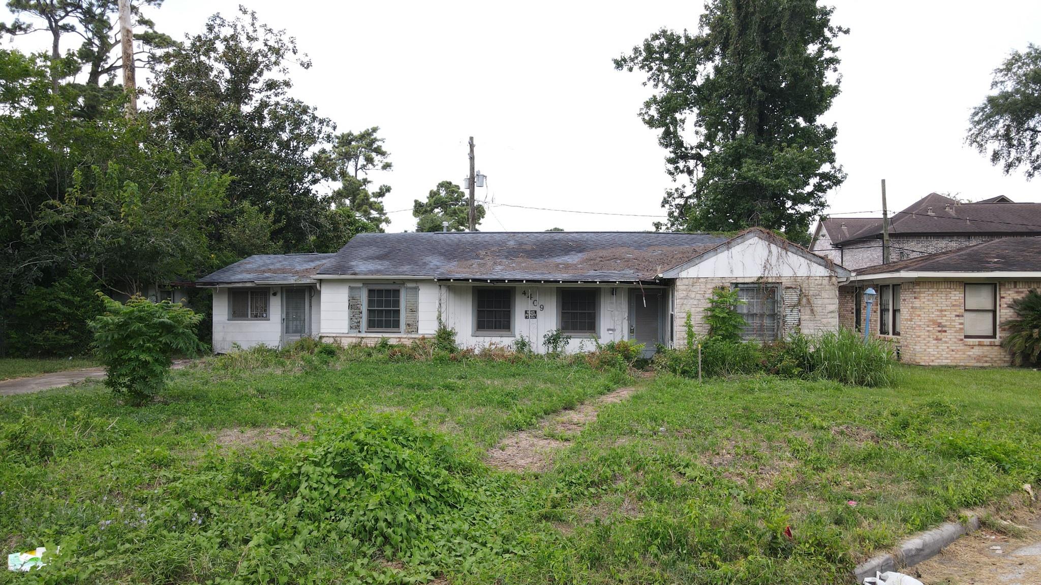 Land in Houston 4