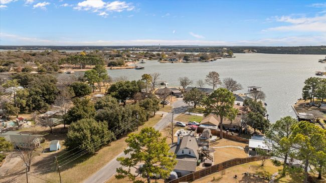4203 Chaparral Ct, House other with 3 bedrooms, 2 bathrooms and null parking in Granbury TX | Image 35