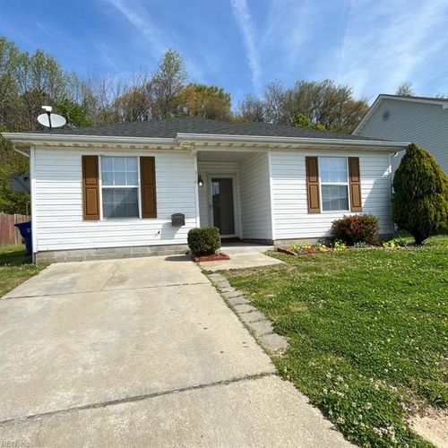 310 Greenfield Cres, Suffolk, VA, 23434-4885 | Card Image