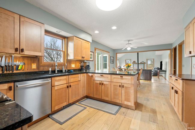 1808 County Road 18, House other with 4 bedrooms, 4 bathrooms and null parking in Waterloo IN | Image 17