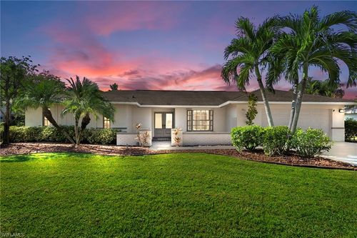 864 S Town And River Dr, FORT MYERS, FL, 33919-6133 | Card Image