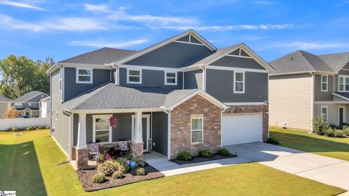328 Roderick Ln, Greenville, SC, 29605-6172 | Card Image
