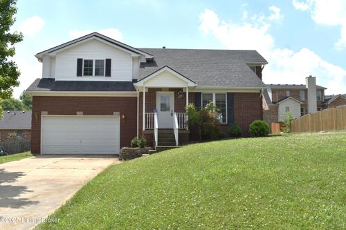 304 Doe Run, Sellersburg, IN, 47172-9740 | Card Image
